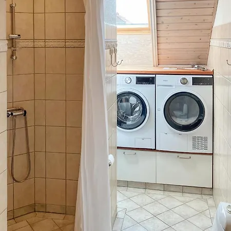 5 Bedroom Awesome In * Лемвиг