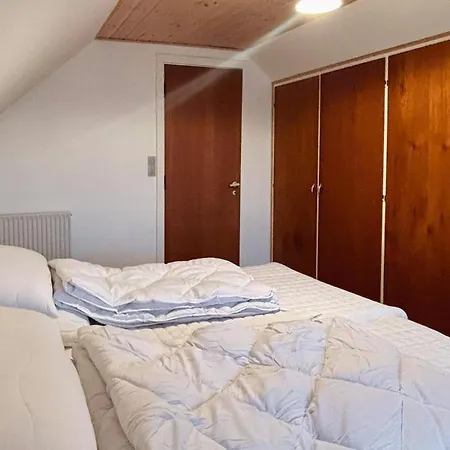 5 Bedroom Awesome In Дом отдыха *